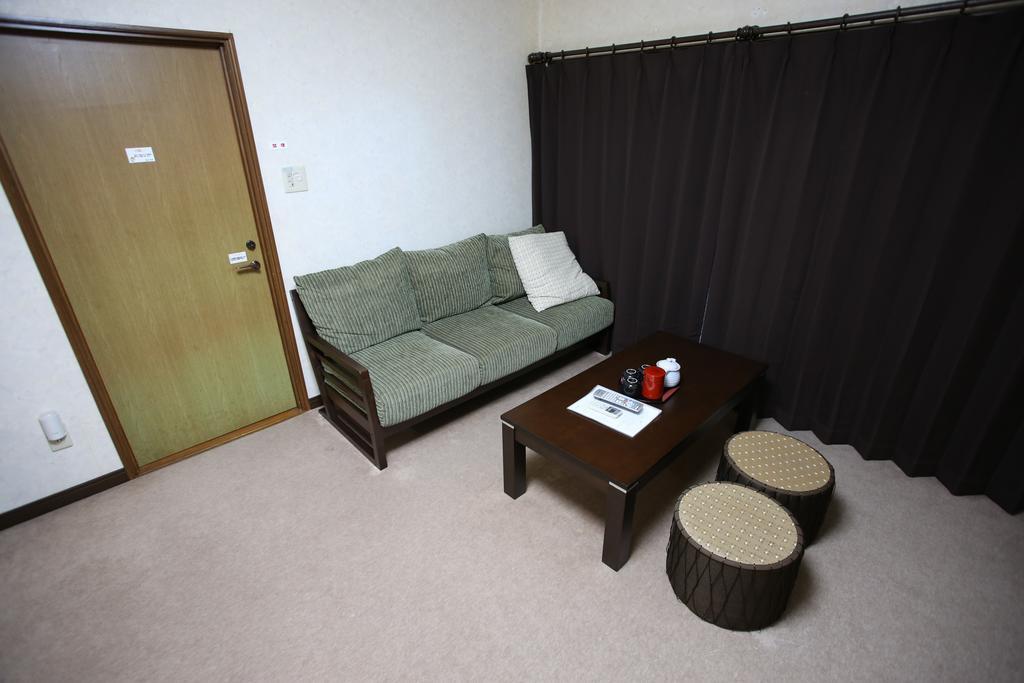 Minshuku Tenhou Hotel Такачихо Екстериор снимка