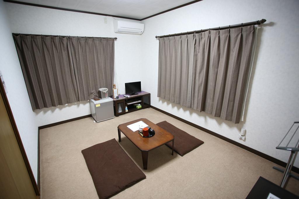 Minshuku Tenhou Hotel Такачихо Екстериор снимка